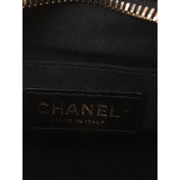 Chanel Chain Crossbody Bag Black - Picture 5 of 7